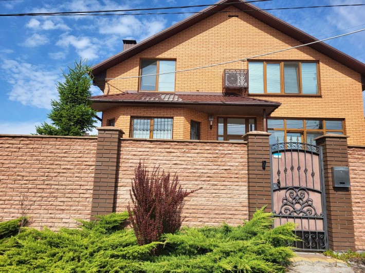 Продаж будинку с. Гатне, Трояндова, Райдужна, Теремки 10 хвилин - фото 1