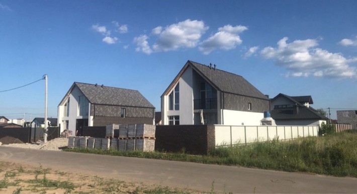 Продаж будинку в селі Гатне - фото 1