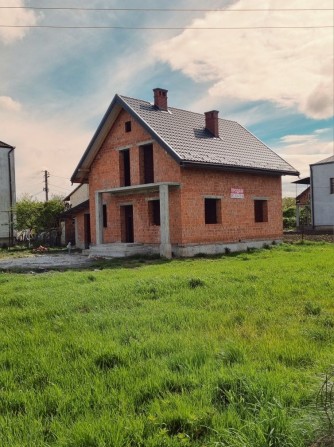 Індивідуальний сучасний будинок - фото 1