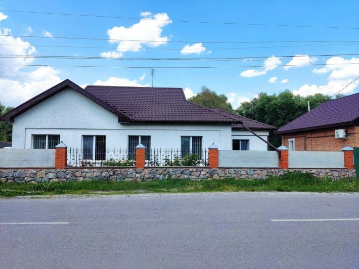 Продам будинок в м. Зіньків - фото 1