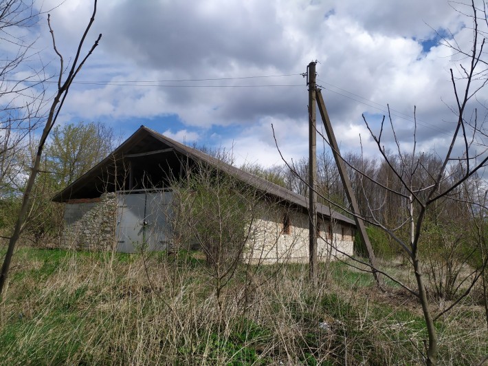 Продам ,не житлове приміщення ,за ціною  собівартості  стін. - фото 1