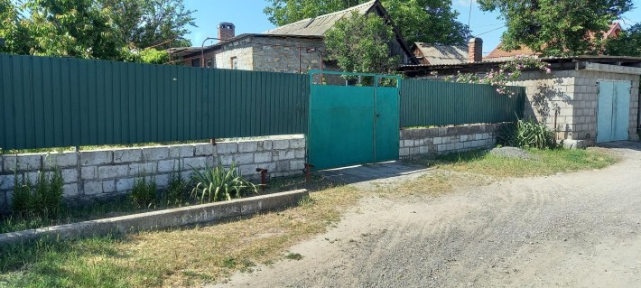 Продаю дом Центр- городской район , Карачуны посёлок КДЗ - фото 1