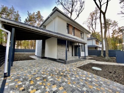 Этот ДОМ точно для ВАС - Красивый дом возле БИСТРО ПЕКАРЯ! Буча