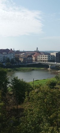 Здається двох кімнатна з відом на Латоріцу та місто. - фото 1