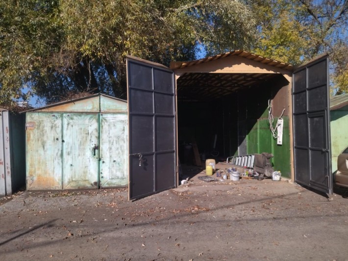 Высокий гараж, здам високий гараж в оренду на вул. Березняківській - фото 1