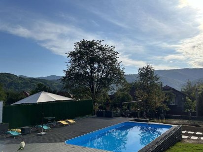 Здаються в оренду котеджі в курортному селищі Поляна Русская Поляна