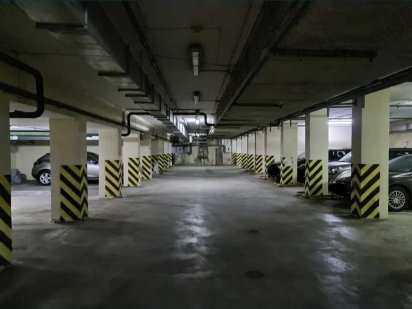 Продаж паркомісця паркінгу ЖК Корона вул. Срібнокільська 1 Без комісії Київ