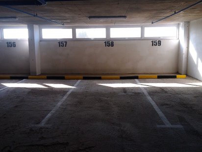 Продам машиноместо в паркинге на ул. Ильфа и Петрова 51 Одесса