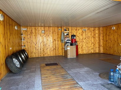 Продається гараж на 2 місця (м.Київ, Святошинський р-н, вул. Єфремова) Киев