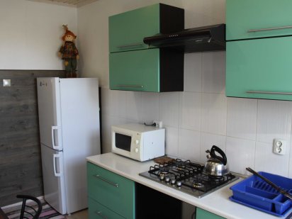 Поверх будинку, окремий вхід, ел\ен без відключень, закрите подвір"я Берегове