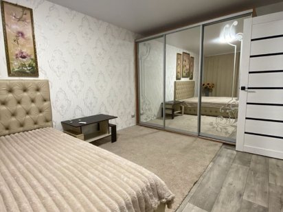 Здам 2 кімнатну квартиру подобово Каменское