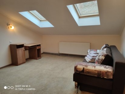 Подобово в Мукачеві Двокімнатна квартира "мансарда " Мукачево