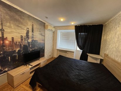 СВОБОДНА Центральна 90 посуточно , почасово . Отчетные документы ! Павлоград