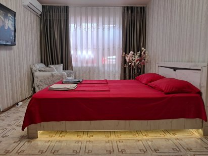 ЦЕНТР 1к Квартира посуточно МУЗЕЙНЫЙ пер. Павлоград Павлоград