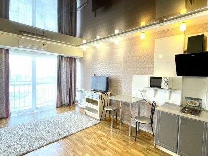 Сдам посуточно, почасово. Кирова 27д. Центр . Военным скидки! Дніпро