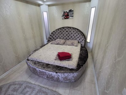 VIP с джакузі.Центр міста.Интурист.КРУГЛЕ ЛІЖКО.