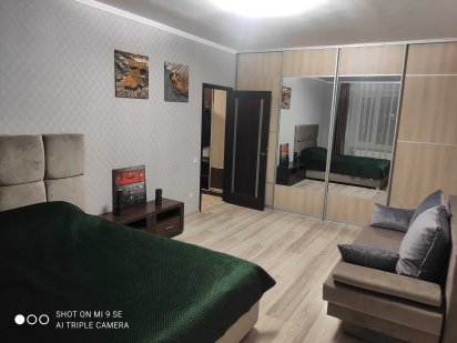 2-на квартира З УСІМА Зручностями Центр
Почасово 400 ТА ПОДОБОВО Вінниця