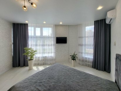 Мегамол, Люкс, Lisoparkovy жк
 600 річчя Винница