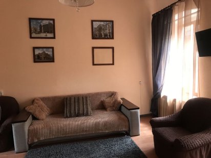 З кімнатна затишна квартира в ценрі Кропивницького Кропивницкий