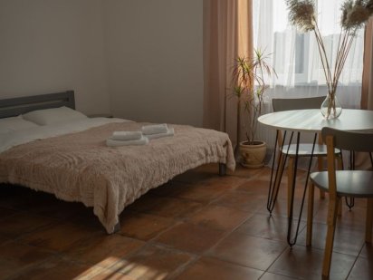 Подобово та погодинно оренда квартири № 13 Винница