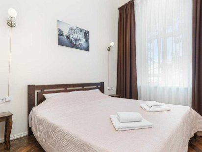 Посуточно или почасово 1к квартира м. Лыбидская Киев