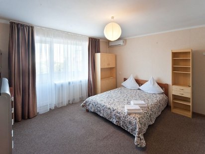 1к квартира посуточно. Днепровский р-н. 9-я гор больница. Правый берег Запорожье