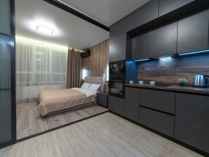 Подобово, в будинку з Генератором - люкс-студія з окремою спальнею. Киев