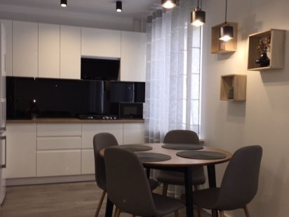 Квартира VIP  2 ком посуточно почасово