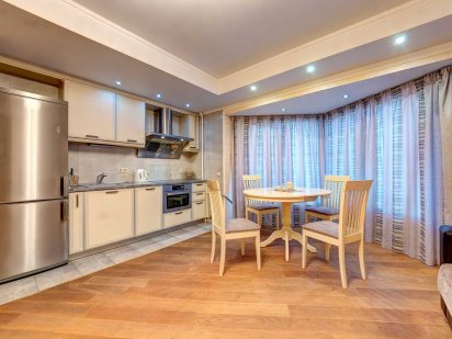 Апартаменты 3к аренда посуточно центр Леси Украинки 2, БЦ Гуливер Київ