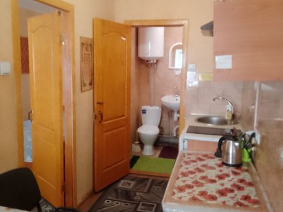 Адм.Макарова,39 угол Соборной, 2к.кв. 2/2, 4 кровати, Макдональдс Миколаїв