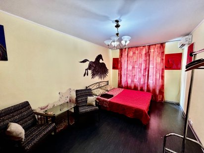 Квартира Посуточно жд вокзал( 2 мин), клиника Очі, Ультрамарин, МВД Киев