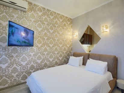 Квартира в Києві подобово біля метро Киев