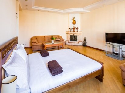 Подобово 2к, центр, паркінг, вул. І.Франка Львів