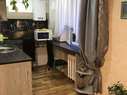 Квартира посуиочно, проспект, центр, документы