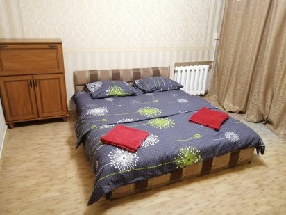 Почасово, посуточно сдам квартиру на Калиновой Днепр