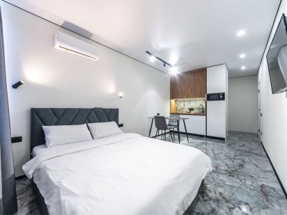 Подобово ЖК Варшавський 2  Олександра Олеся 5А Киев