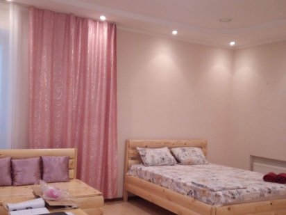 Почасово,посуточно квартира на Калиновой Днепр