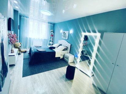 Почасово, подобово 1к квартира новий дім ТРОЄЩИНА вул. Драйзера 40 Киев