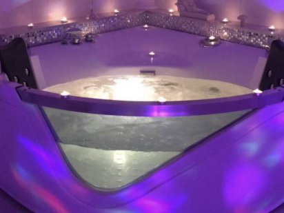 Знижка! Квартира з двумісним джакузі подобово і погодинно Київ Киев