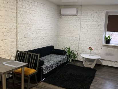 Сдам квартиру посуточно Пр. Богдана Хмельницкого, А.Поля 16 больница Днепр