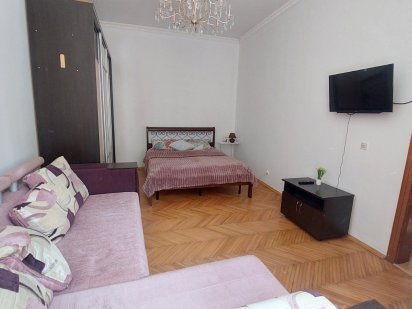 Площа Ринок подобова погодинна оренда квартири Львів центр Львів