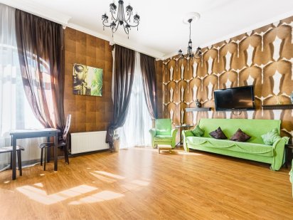 2к квартира самый центр. Вид на парк. Отчетные документы