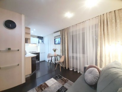 СВЕТ есть, ГАЗ! Смарт ТВ, духовка, 4 места, Центр, ТРЦ Никольский Харьков