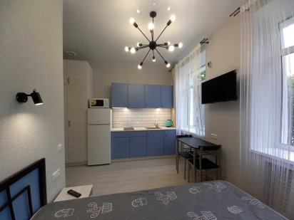 1-ком студия низ пр-та И.Мазепы (Петровского) посуточно Дніпро