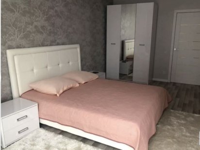 Вільно сьогодні від власника, подобово центр Львова. Львів