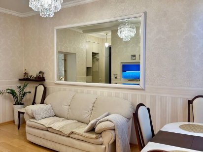 2К. ЦЕНТР. Пр. О. Поля (низ) Люкс # Подобово Дніпро