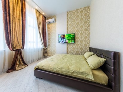 посуточно1к,вид,центр,ЖК Элегант,парковка,метро.ж/д вокзал,университ Київ