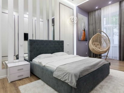 Двокімнатні вишукані апартаменти з каміном у центрі Львів