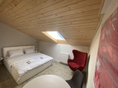 Від власника, вільно сьогодні в центрі Львова, все нове після ремонту. Львов