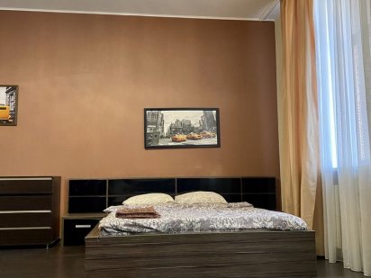 Посуточно, центр, Сумская 53, м.университет 3 мин, госпиталь Харків